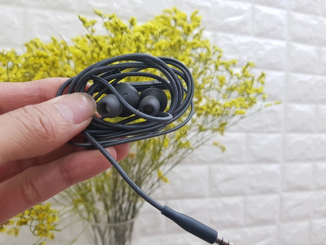 Tai nghe AKG Samsung S9 Plus chính hãng Tai nghe AKG Samsung S9 Plus chính hãng