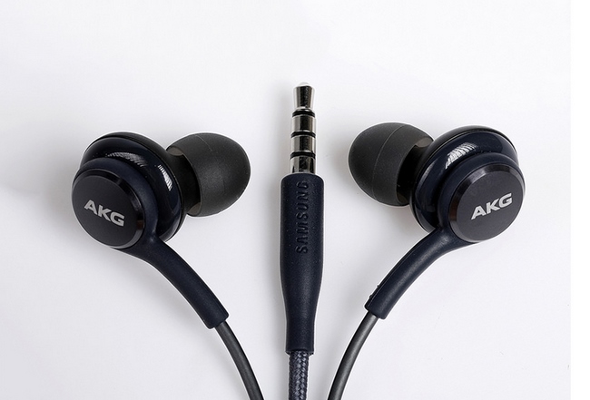 Tai nghe AKG Samsung Note 9 chính hãng