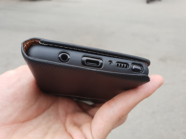Bao da royal galaxy Note 8 hiệu Nuoku