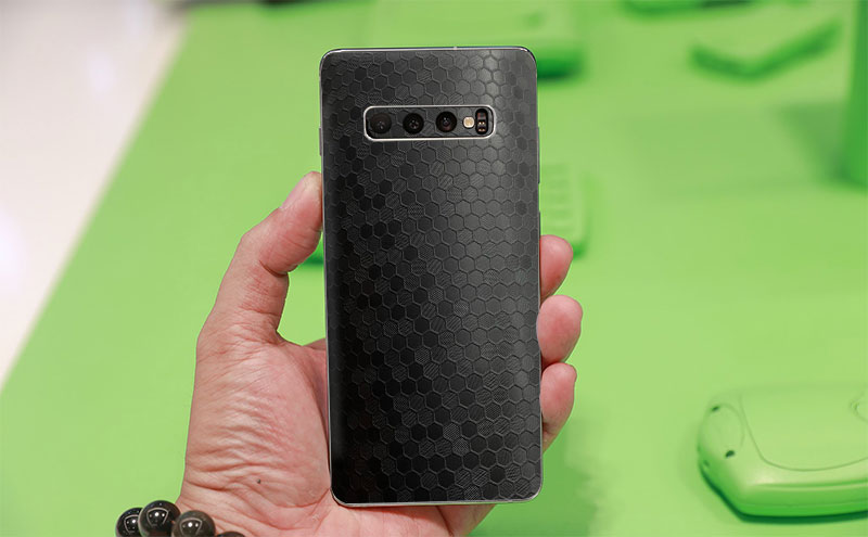 dan-skin-s10-plus-full-vien-honeycomb-black.jpg