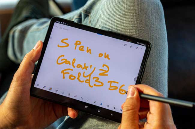 CẢNH BẢO không sử dụng bút S Pen 'cũ' cho Galaxy Z Fold 3