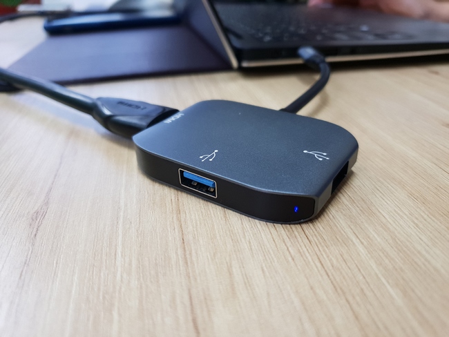 Cáp chuyển từ USB type C sang HDMI + USB 3.0 + USB 2.0 hiệu Hoco 