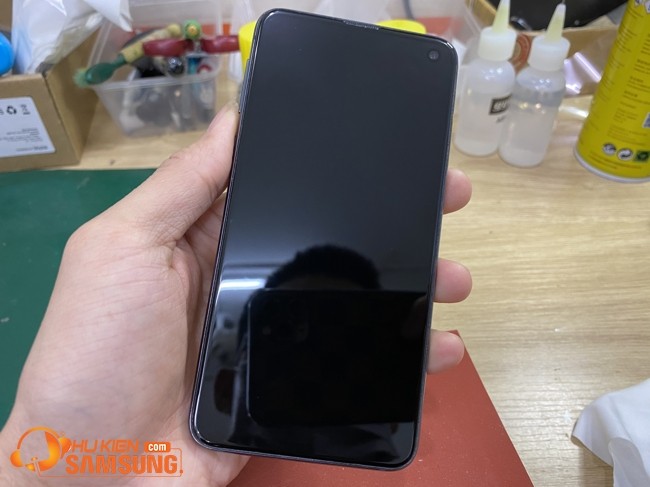 Địa chỉ ép kính Samsung S10E Hà Nội uy tín giá rẻ lấy ngay