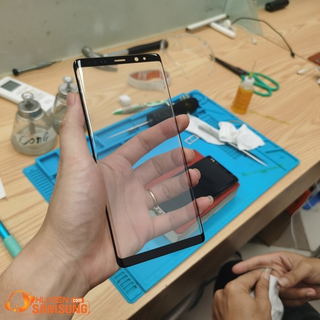 thay mặt kinhs Note 8 chính hãng 