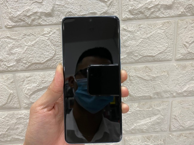 thay mặt kính Galaxy S20 Plus hà nội