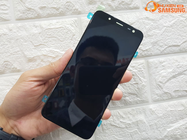 Thay màn hình Galaxy J6 2018 chính hãng Thay màn hình Galaxy J6 2018 chính hãng