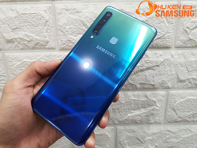 Thay nắp lưng Galaxy A9 2018 chính hãng