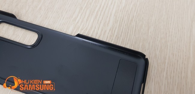 - Ốp lưng Samsung Fold Spigen hcm