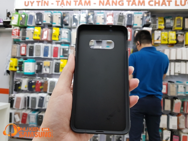 Ốp lưng Samsung Galaxy S10E Nillkin Synthetic fiber đẹp