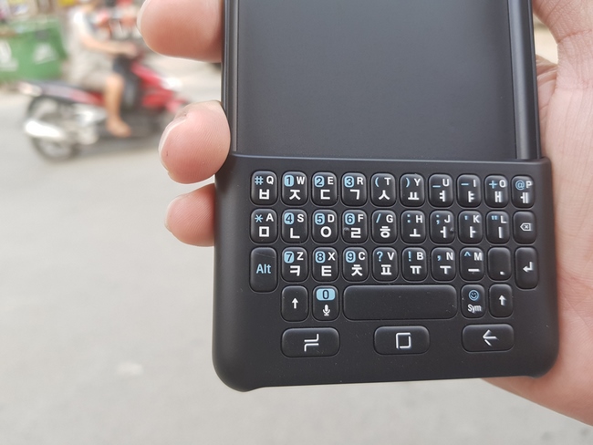 Ốp lưng kiêm bàn phím Galaxy Note 8 chính hãng