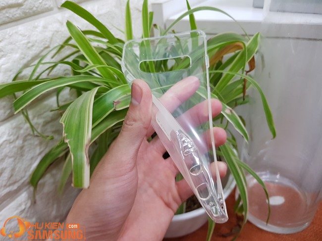 ốp lưng S10 Plus đẹp hiệu Nillkin trong suốt