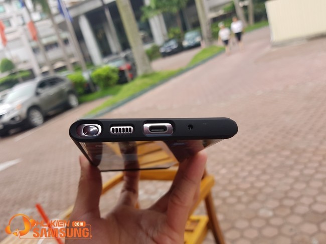 Ốp lưng Spigen Liquid Air Note 10 Plus