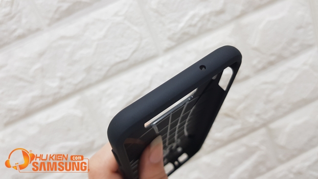 ốp lưng Samsung Galaxy S10 Plus Spigen Core Armor