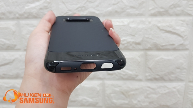 Ốp lưng Samsung S10E Spigen Neo Hybrid