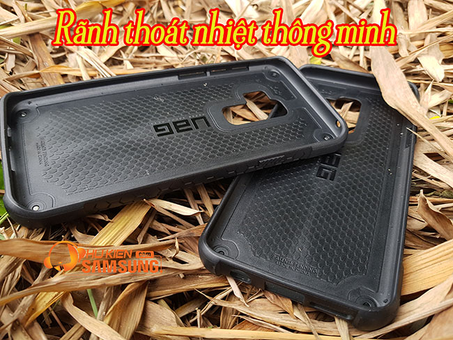 Ốp lưng Samsung S9 Plus UAG Monarch giá bao nhiêu