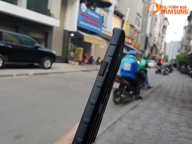 ốp lưng UAG Pathfinder S9 Plus chính giá bao nhiêu