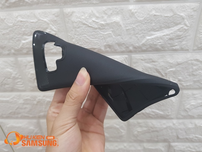 Spigen Rugged Armor Samsung Galaxy Note 9