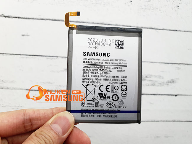 Thay Pin Samsung S10 5G chính hãng giá bao nhiêu