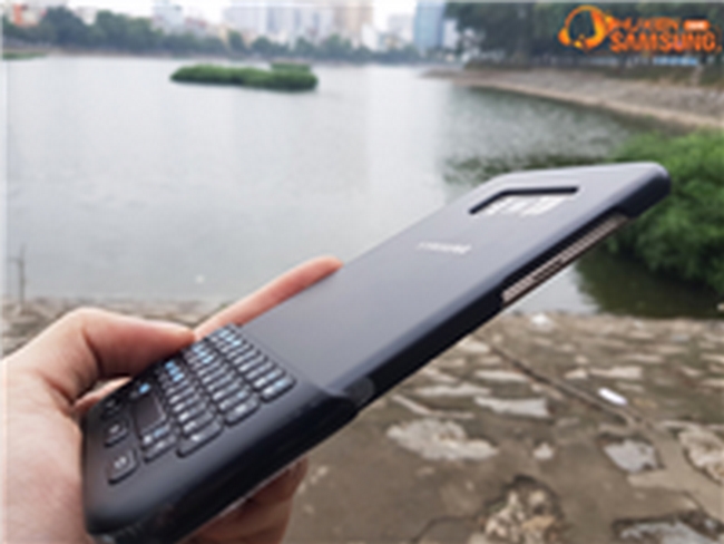 Ốp lưng kiêm bàn phím Galaxy S8 Plus chính hãng