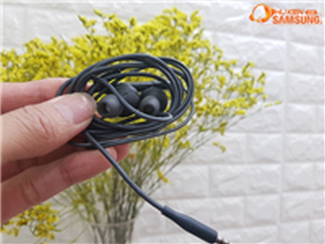 Tai nghe AKG Galaxy S8 chính hãng