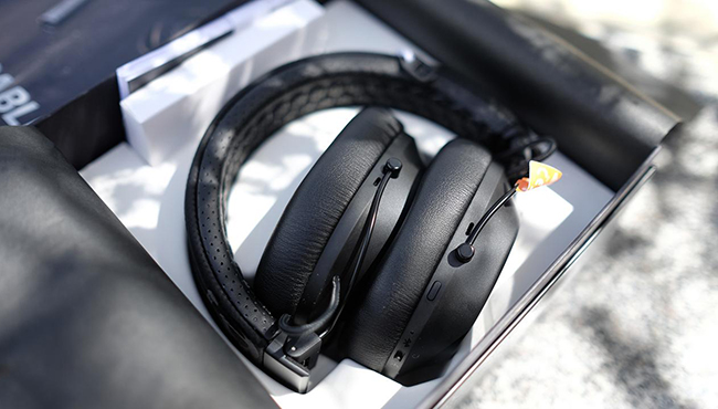tai nghe Bluetooth Plantronics BackBeat FIT 6100