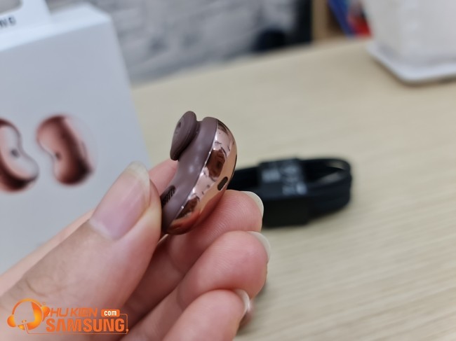 Galaxy Buds Live giá bao nhiêu ở Hà Nội