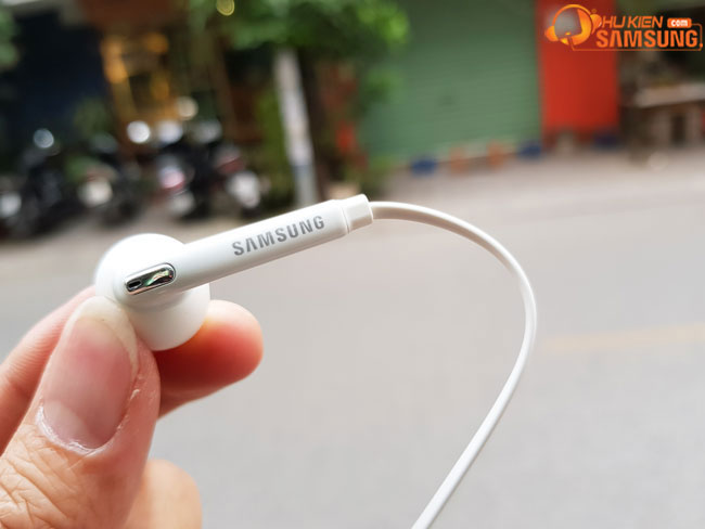 Tai nghe Galaxy S7 chính hãng
