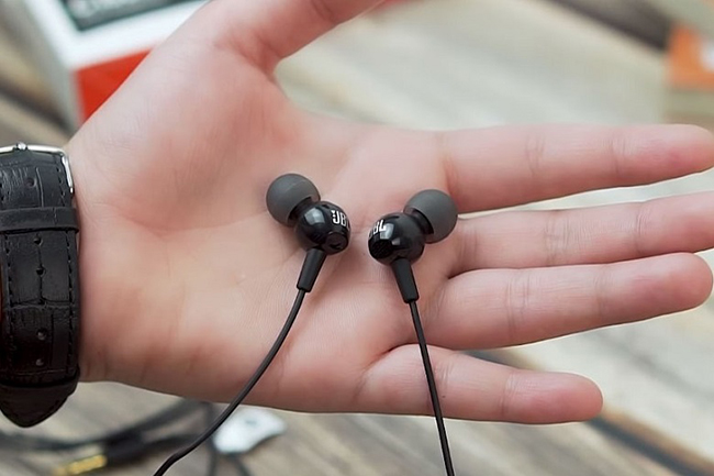Tai nghe JBL C150SI giá rẻ Jack 3.5 
