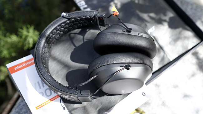 tai nghe Bluetooth Plantronics BackBeat FIT 6100