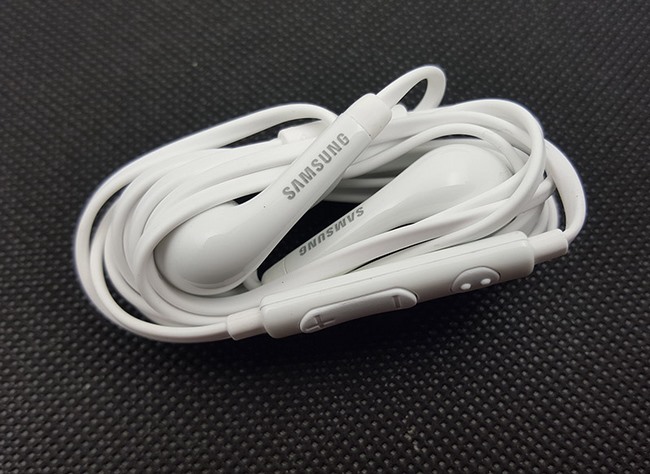Tai nghe Samsung Galaxy Grand Duos i9082