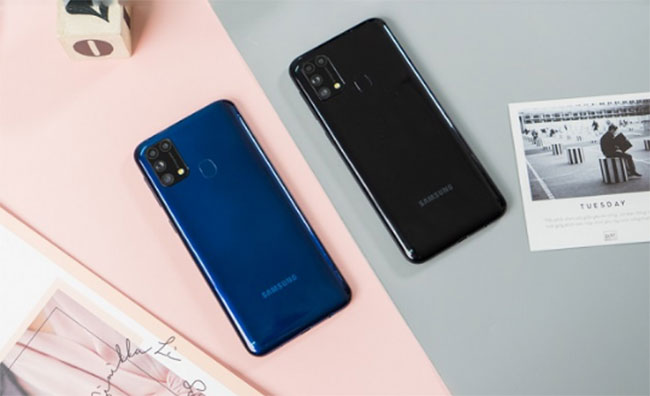 thay nắp lưng Samsung M31, M30, M30S chính hãng 