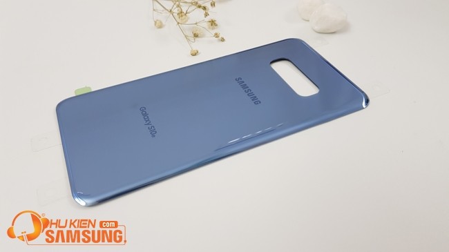 Thay nắp lưng Samsung S10e chính hãng giá rẻ