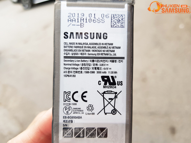 thay pin Samsung S8 lấy ngay Hà Nội, TPHCM