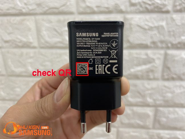 cách nhận biết sạc Samsung fake