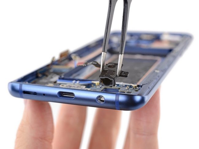 Chân tai nghe Galaxy S9 Plus chính hãng