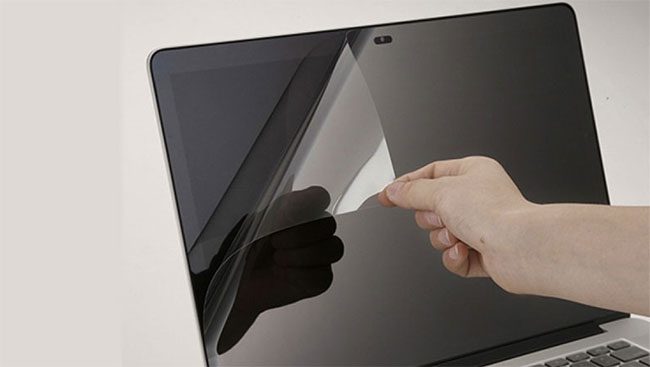 Có nên dán màn hình Laptop Có nên dán màn hình Laptop