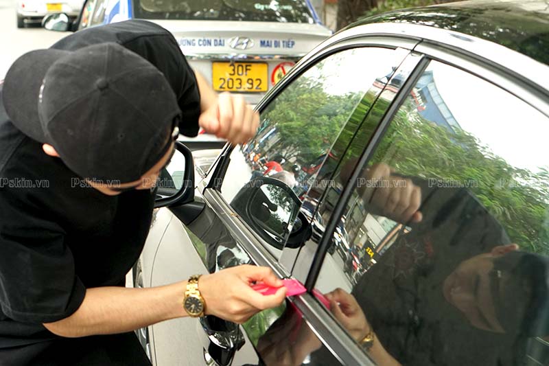 Có nên dán nội thất, ngoại thất ô tô không Có nên dán nội thất, ngoại thất ô tô không