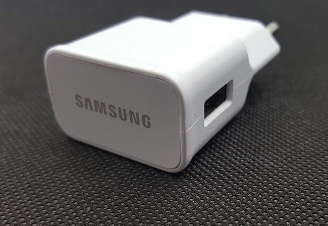 Củ sạc Galaxy Note 10.1 2014 chính hãng Củ sạc Galaxy Note 10.1 2014 chính hãng