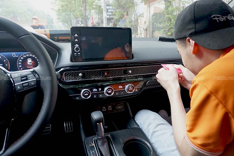 Có nên dán nội thất, ngoại thất ô tô không Có nên dán nội thất, ngoại thất ô tô không