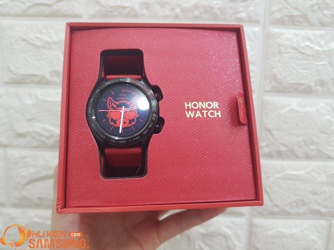 Đồng hồ Huawei honor magic watch vivienne tam chính hãng giá tốt Hà Nội Đồng hồ Huawei honor magic watch vivienne tam chính hãng giá tốt Hà Nội