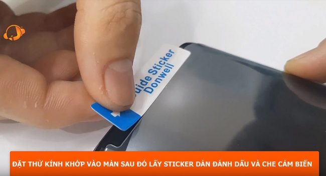 Hướng dẫn chi tiết kính cường lực full keo sử dụng tia UV Hướng dẫn chi tiết kính cường lực full keo sử dụng tia UV