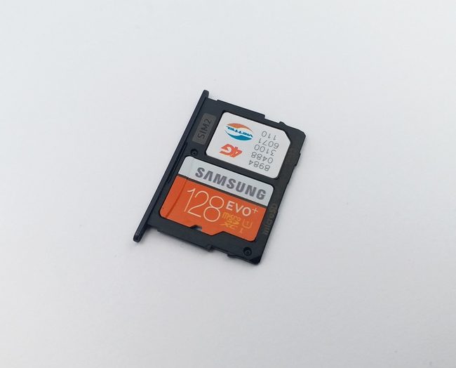 Khay sim Galaxy J7 Pro Khay sim Galaxy J7 Pro