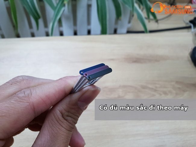 Khay sim và thẻ nhớ Galaxy S9 Plus chính hãng Khay sim và thẻ nhớ Galaxy S9 Plus chính hãng