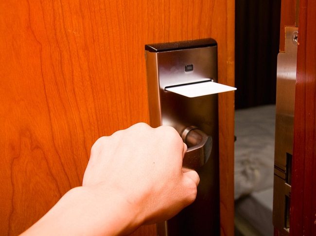 Không cần 'Xe sang' tôi vẫn tán đổ con gái Giám Đốc! Không cần 'Xe sang' tôi vẫn tán đổ con gái Giám Đốc!