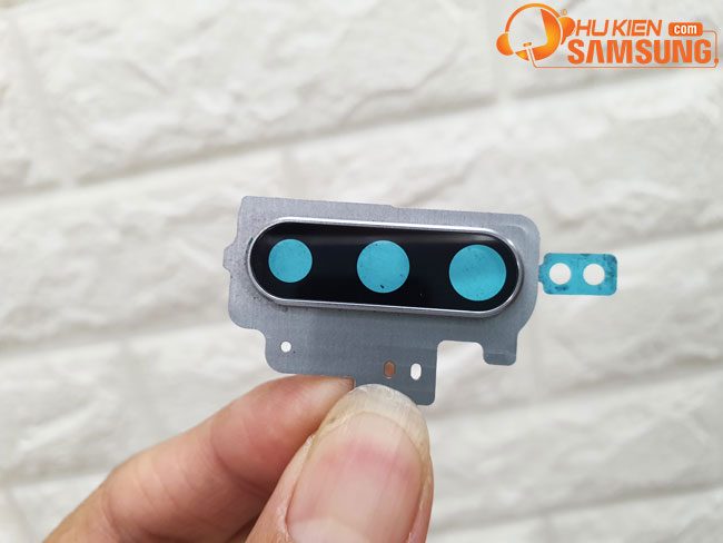 Thay kính camera sau Galaxy Note 10 chính hãng Thay kính camera sau Galaxy Note 10 chính hãng