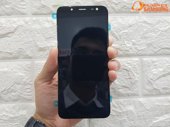 Thay màn hình Galaxy J6 2018 chính hãng Thay màn hình Galaxy J6 2018 chính hãng