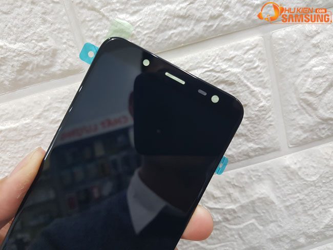 Thay màn hình Galaxy J6 2018 chính hãng Thay màn hình Galaxy J6 2018 chính hãng