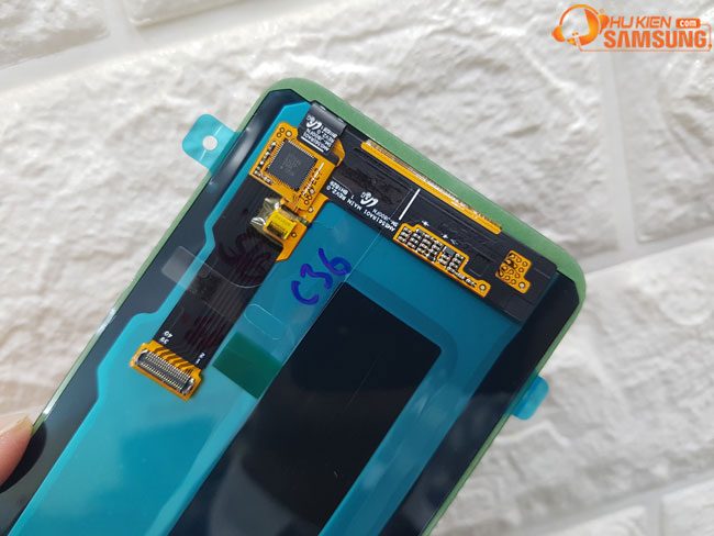 Thay màn hình Galaxy J6 2018 chính hãng Thay màn hình Galaxy J6 2018 chính hãng