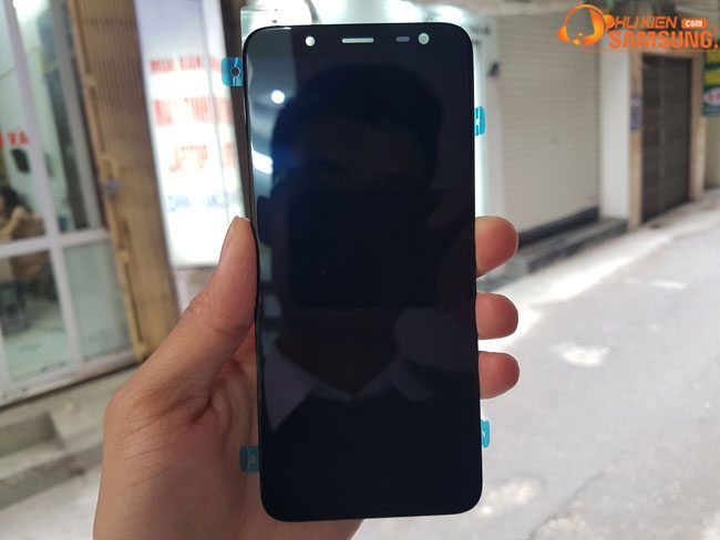 Thay màn hình Galaxy J6 2018 chính hãng Thay màn hình Galaxy J6 2018 chính hãng