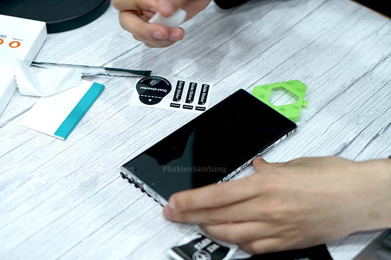 Top miếng dán màn hình kính cường lực tốt nhất cho điện thoại Samsung Top miếng dán màn hình kính cường lực tốt nhất cho điện thoại Samsung